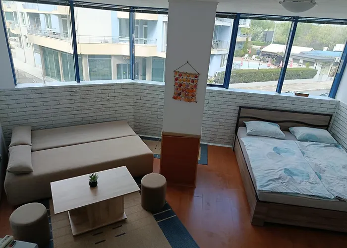 Rainbow Luci Apartament *